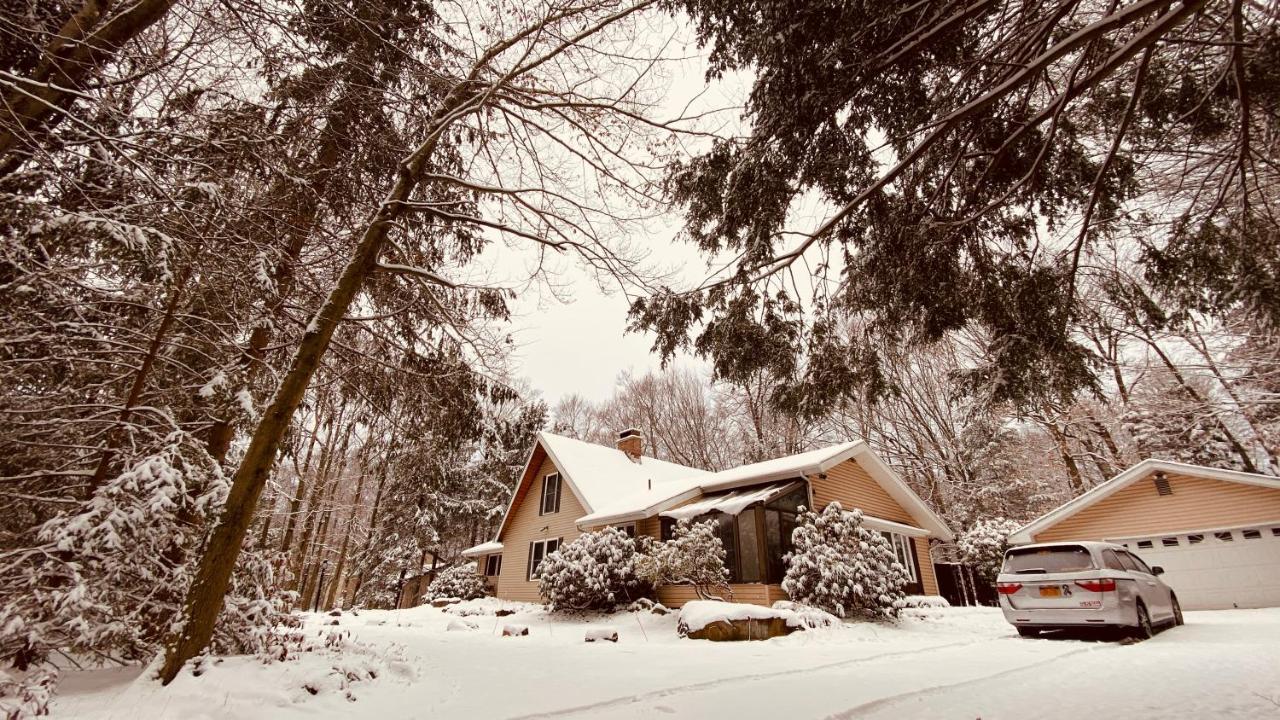 Walk To Pool & Beach - Spacious Gateway, Hot Tub, Game Room Pocono Country Place Exterior foto
